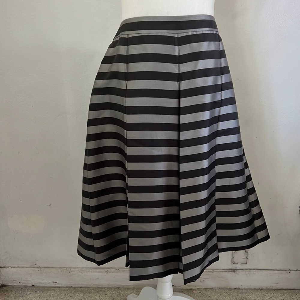 Halogen skirt